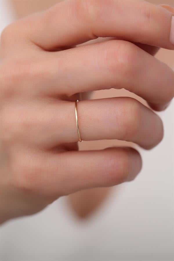 14 Ayar Altın İnce Minimal Yüzük