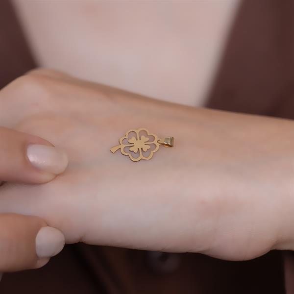 14 Ayar Altın Kalpli Yonca Kolye Ucu