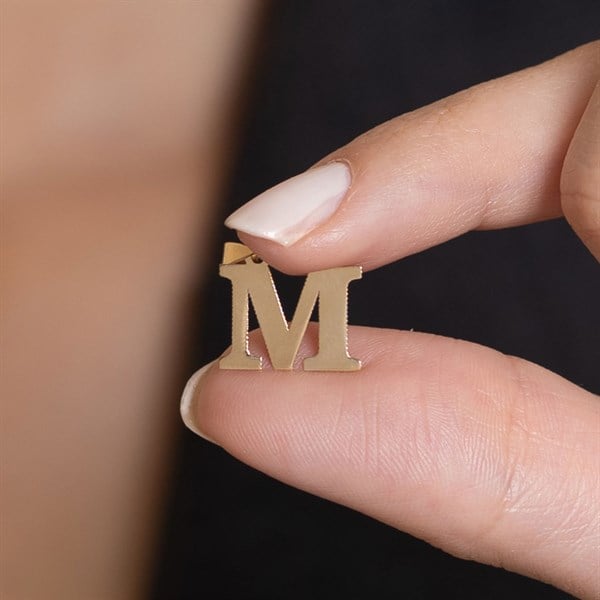 14 Ayar Altın M Harf Sade Kolye Ucu