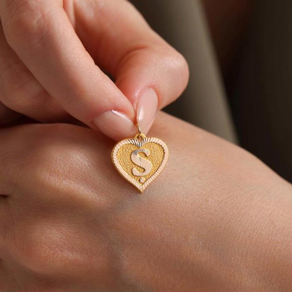 14 Ayar Altın Ş Harf Kalp Kolye Ucu