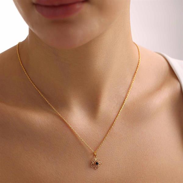 14 Ayar Altın Siyah Papatya Kolye