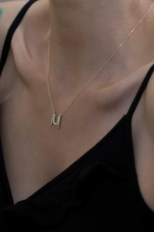 14 Ayar Altın U Harfi Taşlı Kolye