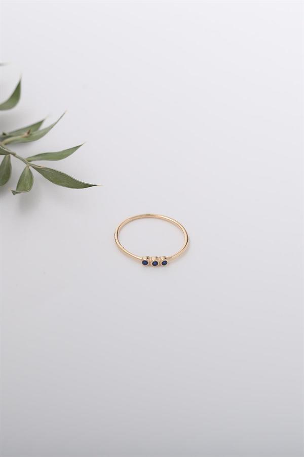 14 Ayar Altın Üç Taşlı Minimal Lacivert Yüzük