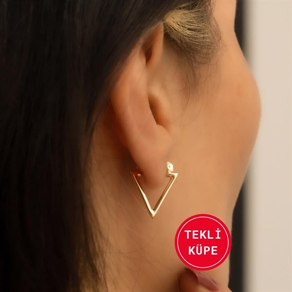 14 Ayar Altın Üçgen Tekli Küpe
