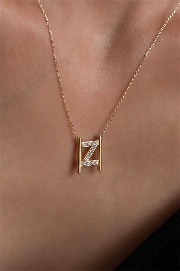 14 Ayar Altın Z Harfi Taşlı Kolye