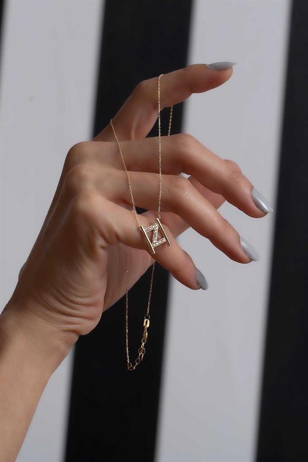 14 Ayar Altın Z Harfi Taşlı Kolye