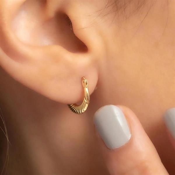 14 Ayar Altın Mini Midye Halka Küpe TEKLİ