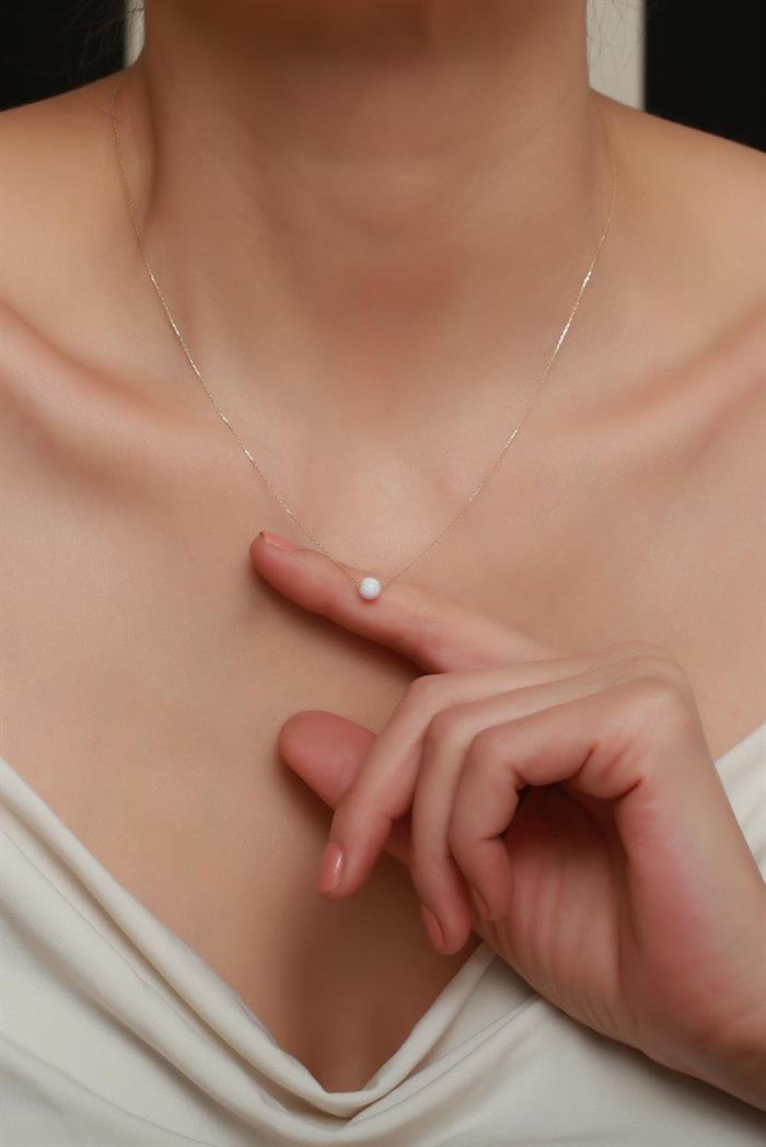 14 Ayar Altın Beyaz Opal Taşlı Top Zincir Kolye