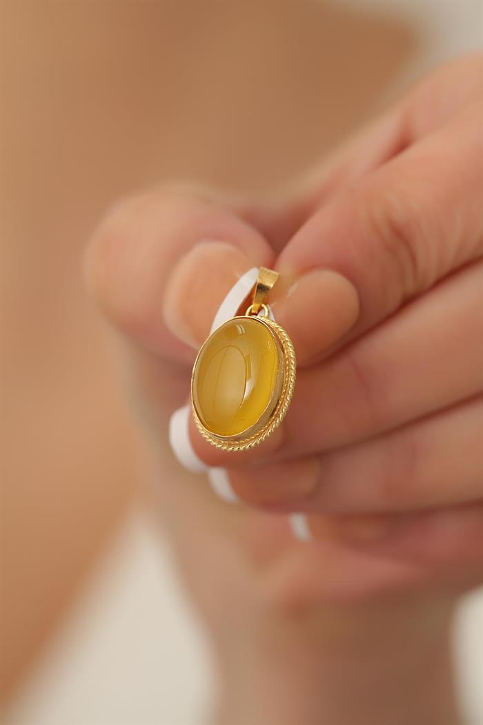 14 Ayar Altın Kehribar Taşlı Oval Kolye Ucu