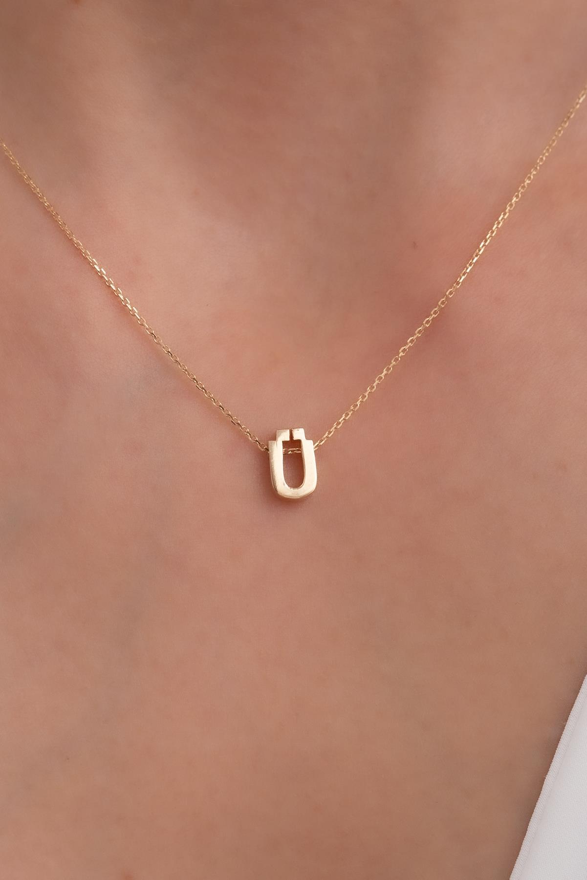 14 Ayar Altın 3 Boyutlu Ü Harf Kolye