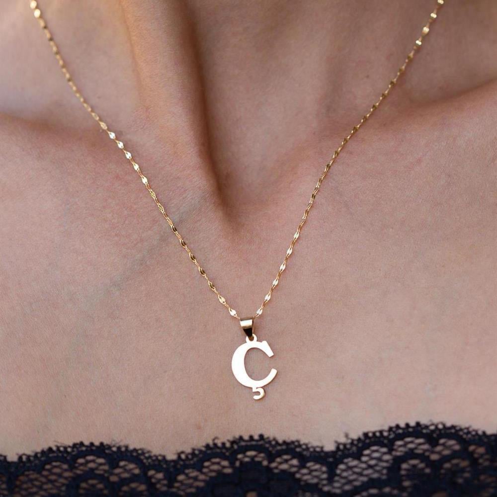 14 Ayar Altın Ç Harf Plaka Kolye