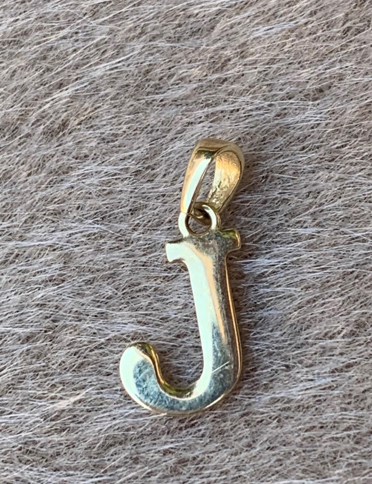 J store pendant design