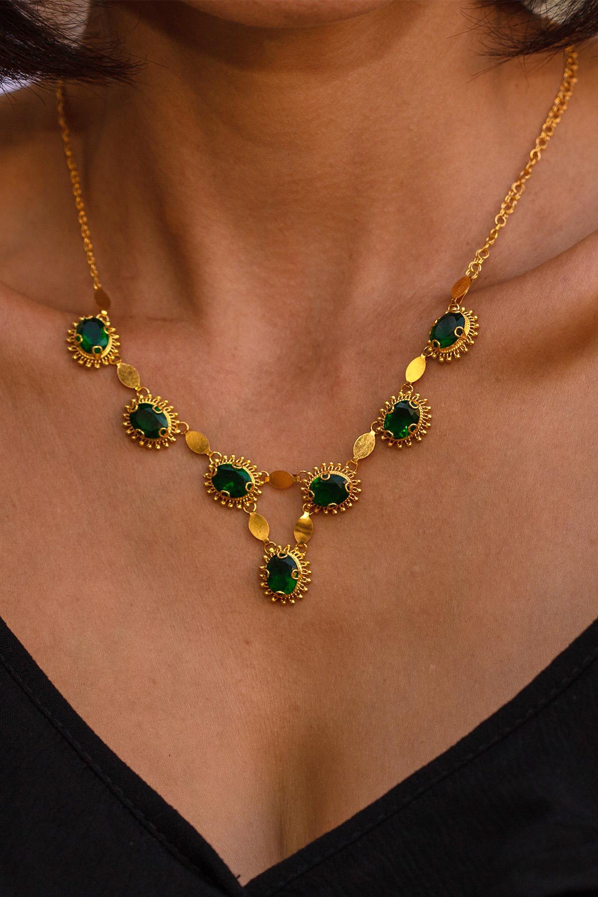 Green gold necklace deals