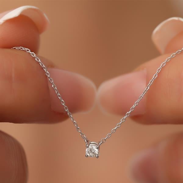 0.12 Karat Tektaş Pırlanta Kolye