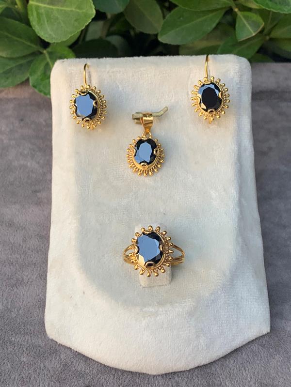 14K Solid Gold Sun Model Onyx Stone Set