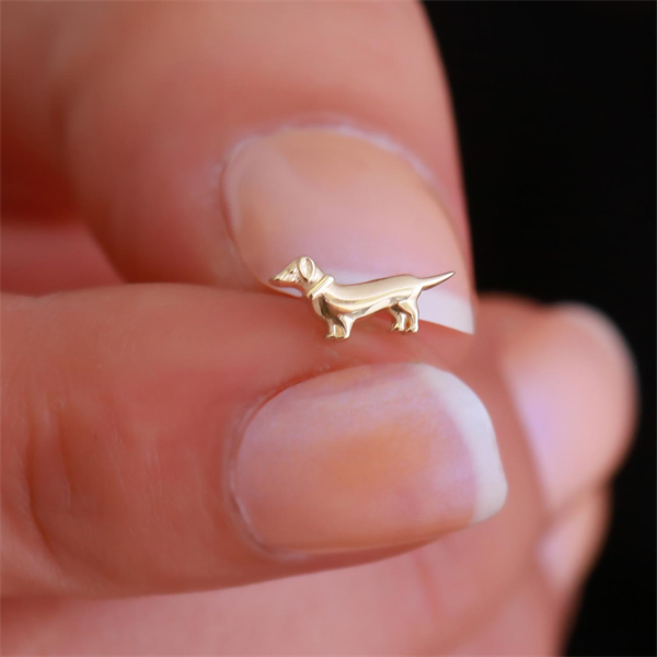 14 Ayar Altın Köpek Motifli Tragus Piercing