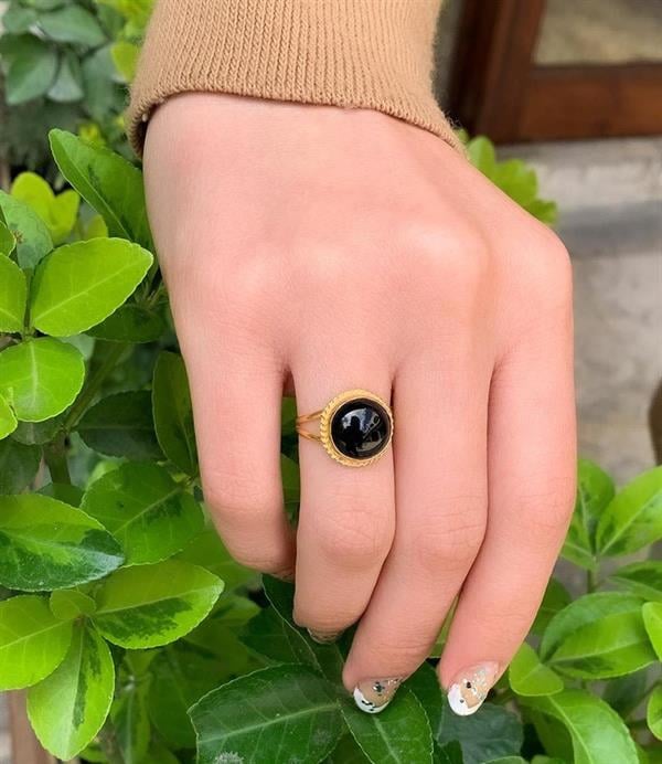 14 Ayar Altın Oval Onix Meftüllü Yüzük