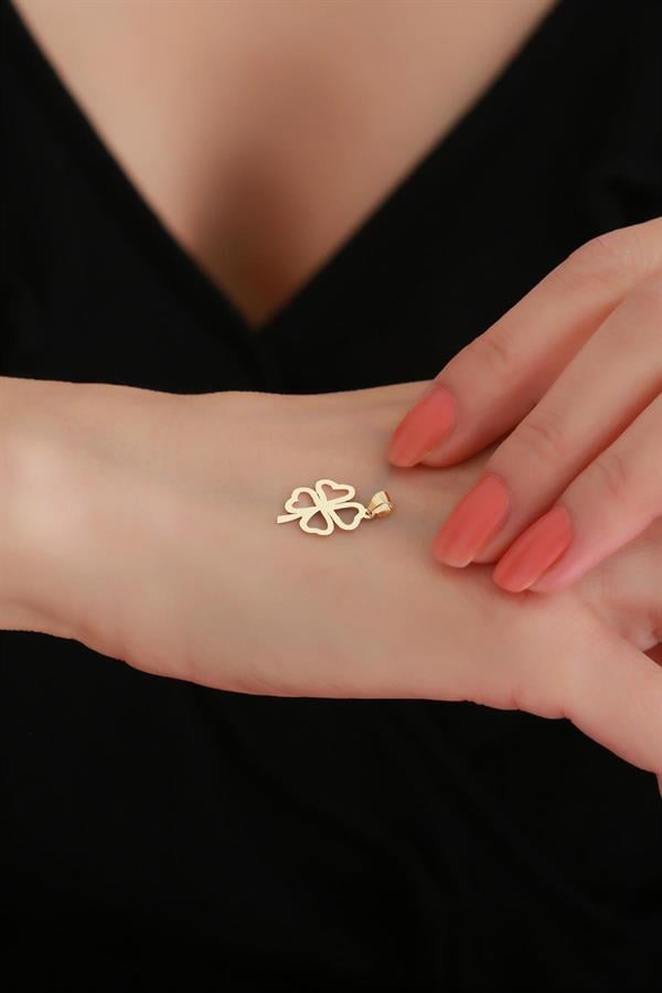 14K Solid Gold Soft Clover Pendant