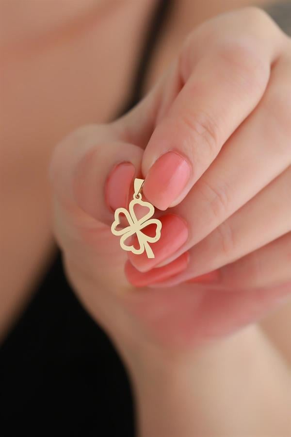 14K Solid Gold Soft Clover Pendant