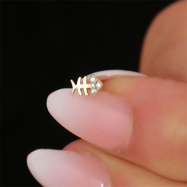 14 Ayar Altın Taşlı Balık Tragus Piercing