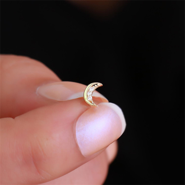 14 Ayar Altın Taşlı Hilal Tragus Piercing