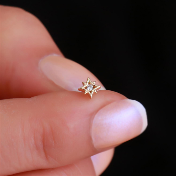 14 Ayar Altın Taşlı Kutup Yıldızı Tragus Piercing