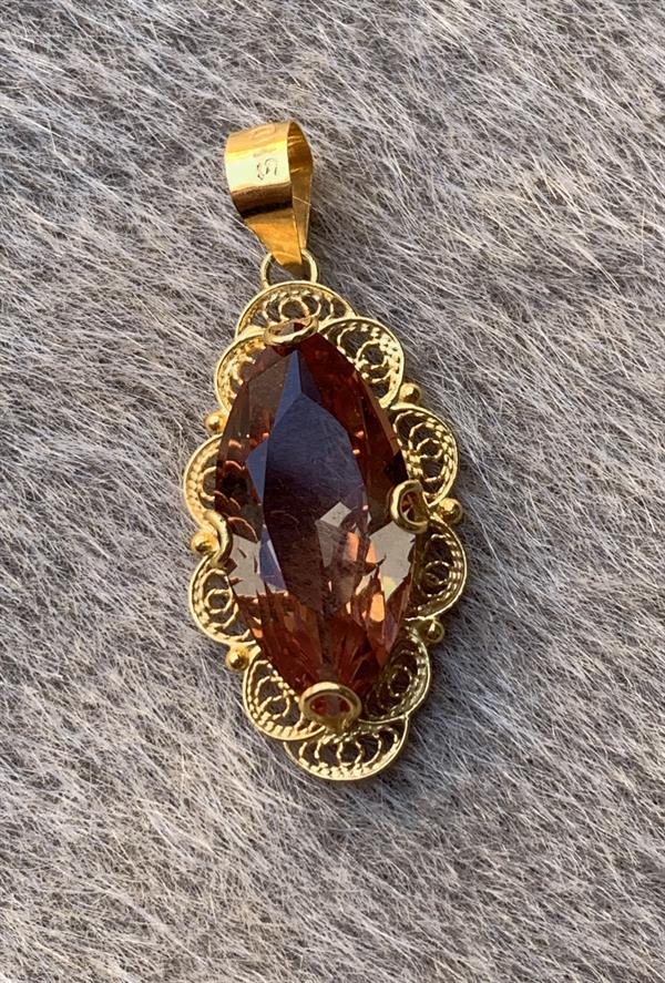 14K Solid Gold Zultanite Stone Shuttle Model Handcrafted Pendant