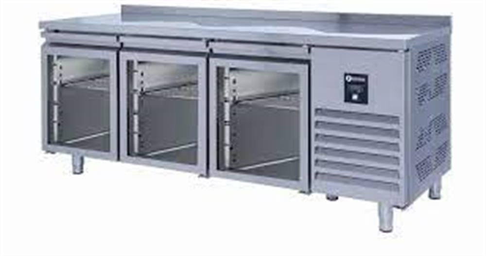 İceinox CTS 440 CR-UG Tezgah Tip Snack Buzdolabı 3 Cam Kapılı