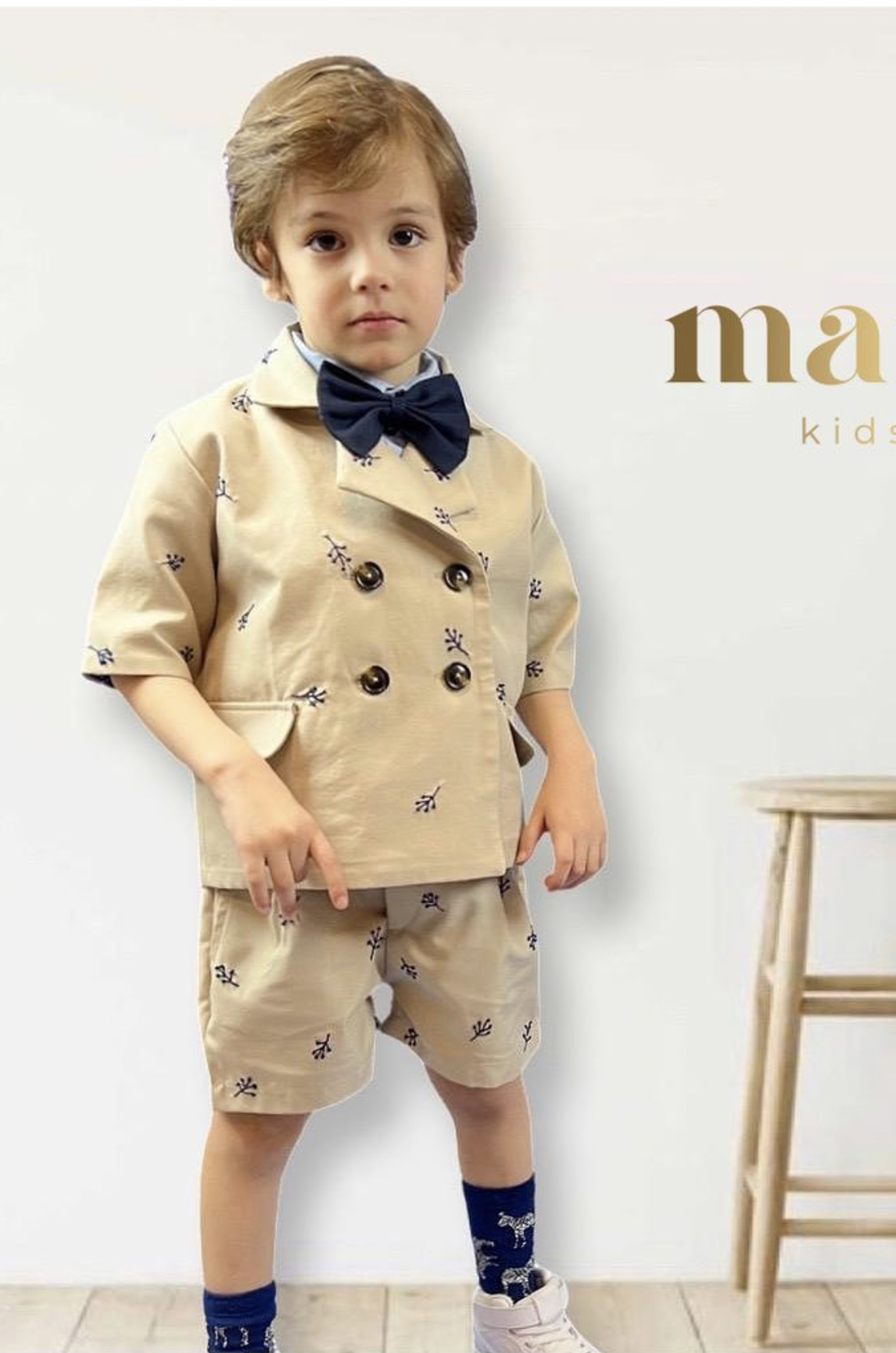 Nakış Detaylı 4 lü Takım