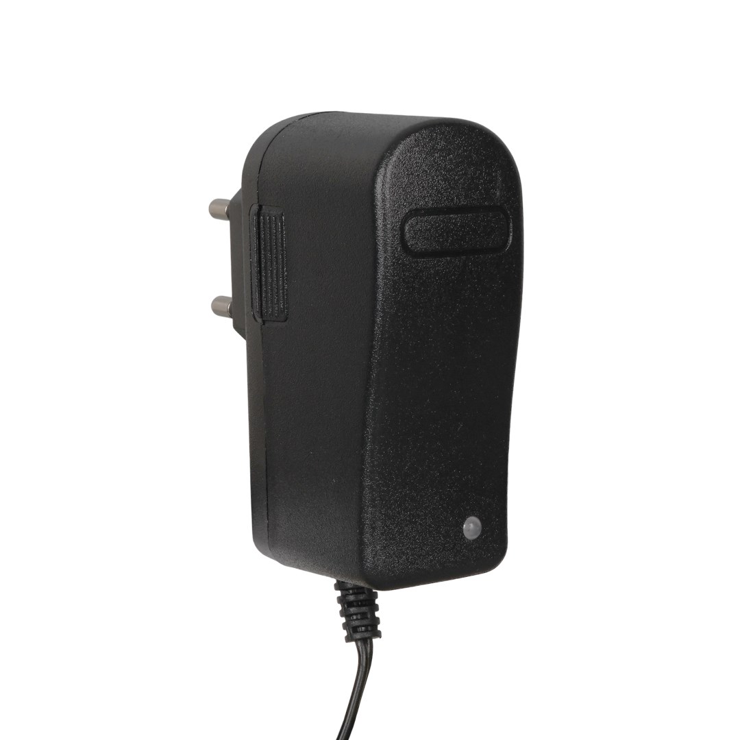 MYTECH NSE-01 24 VOLT 1 AMPER 5.5*2.5 MM UÇLU PRİZ TİPİ PLASTİK KASA ADAPTÖR