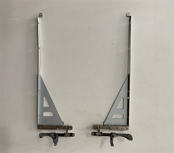 TOSHIBA SATELLITE A300-17N MENTEŞE TAKIMI  MODEL NO: PSAJ0E-01300QTE MENTEŞE KOD: FABL5003010-FABL5004010 STOK: Z93