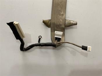 TOSHIBA SATELLITE A300-17N  MODEL NO: PSAJ0E-01300QTE EKRAN DATA FLEX KABLOSU GLEDD0BL5LC000080519 STOK: Z93