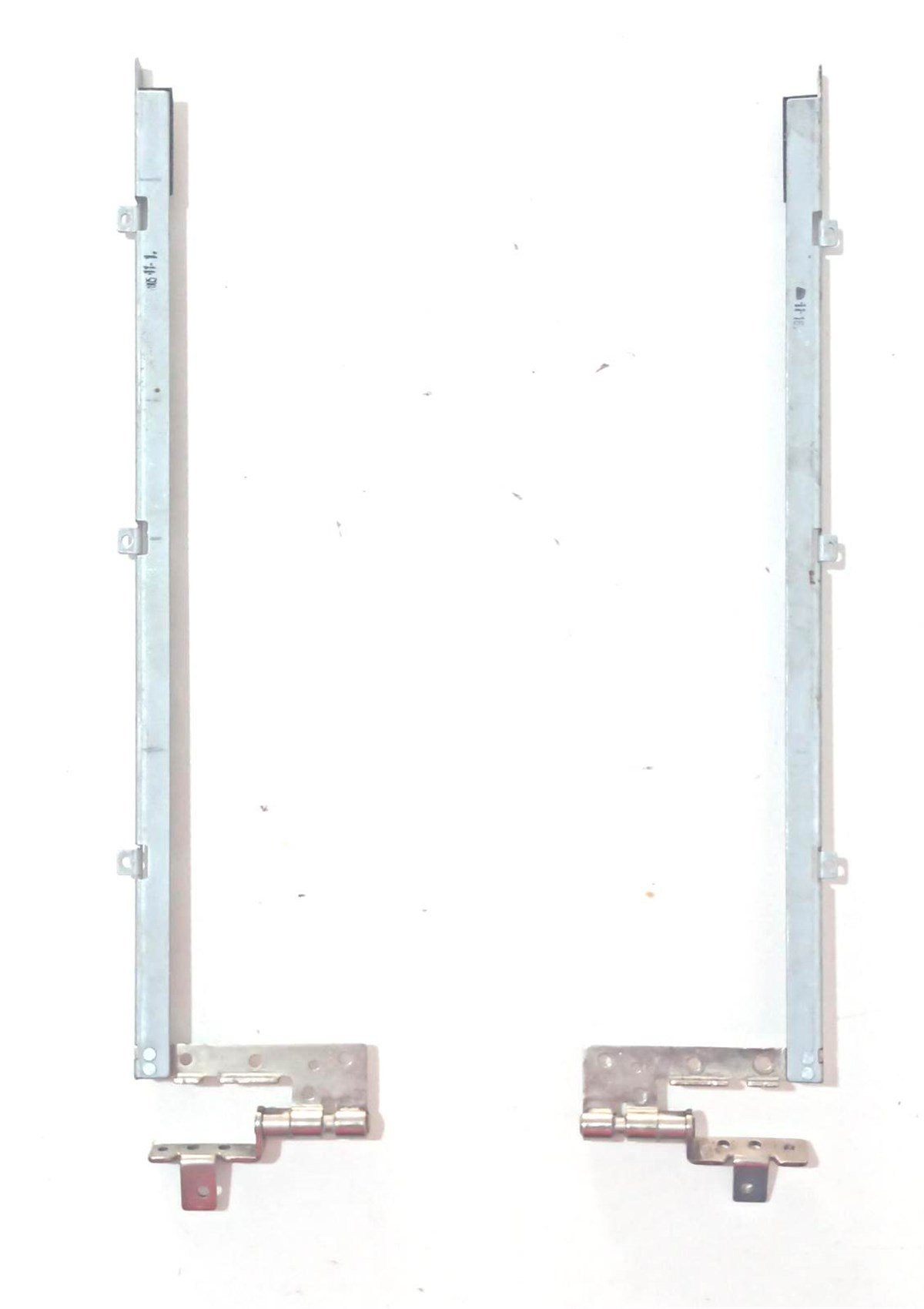 Menteşe - ÇıtaFUJITSU AMİLO 1451G/40-UK6040-10 SOL + SAĞ  MENTEŞE STOK:Z-61