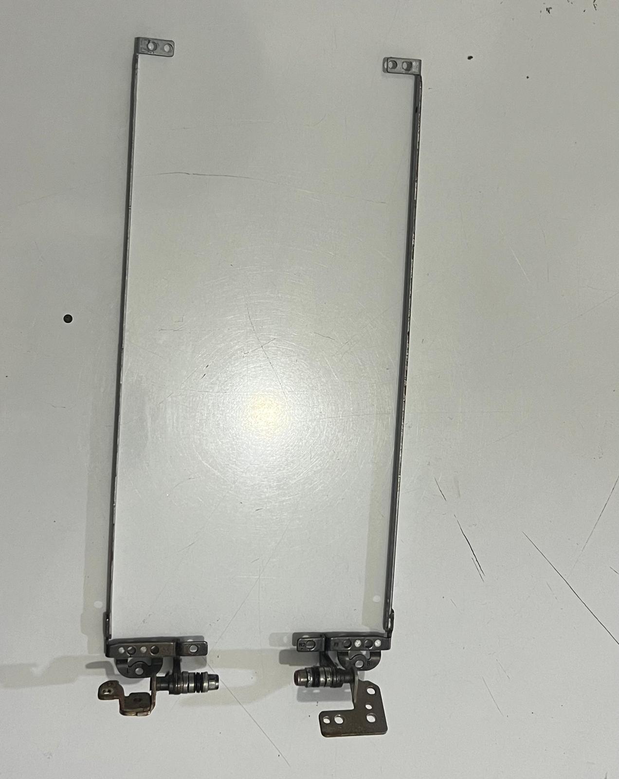 Menteşe - ÇıtaHP DV6 DV6-3000 SAĞ-SOL MENTEŞE SET STOK:71