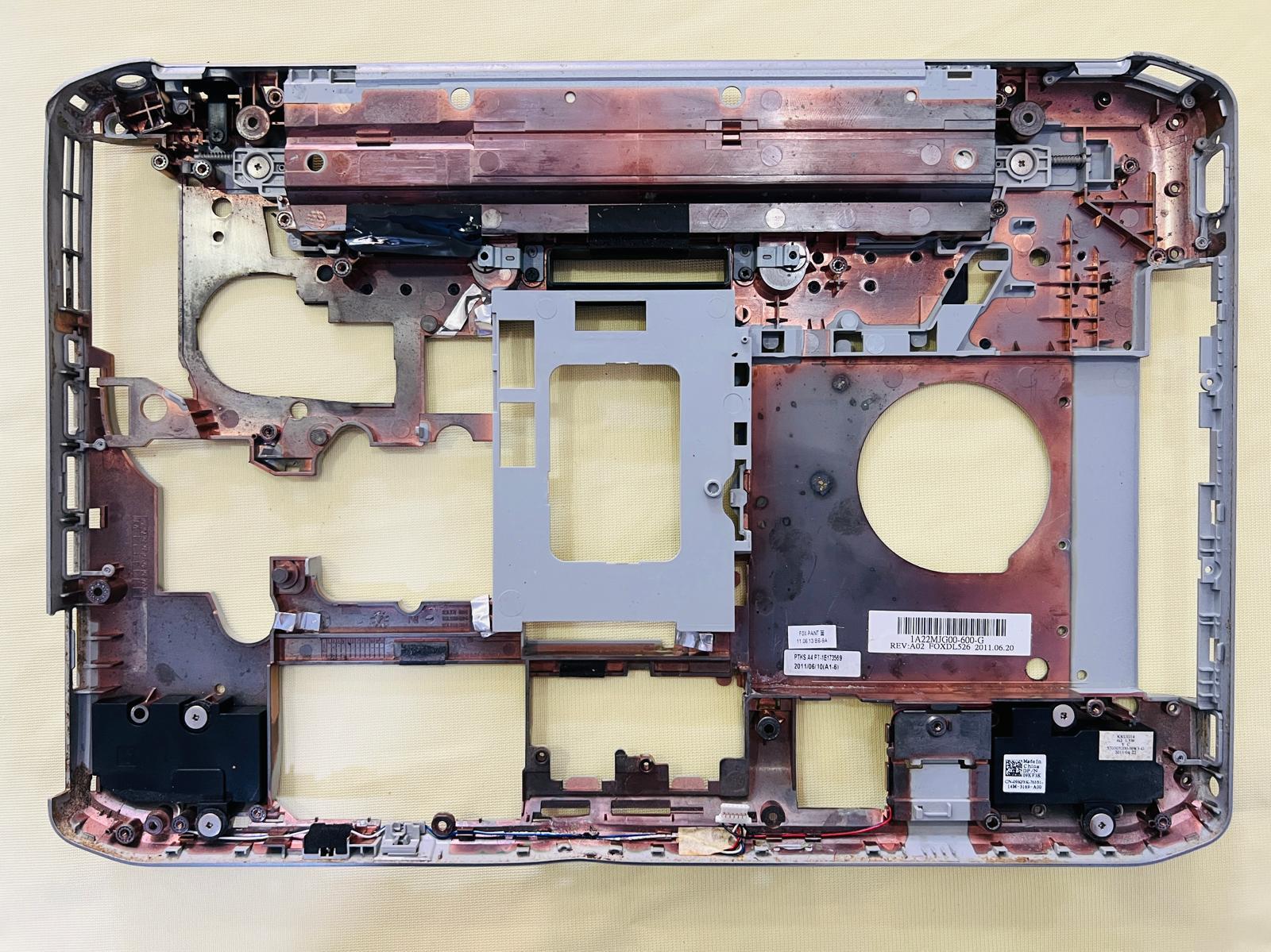 Alt KasaDell Latitude E5420 Alt Kasa Stok:Z105