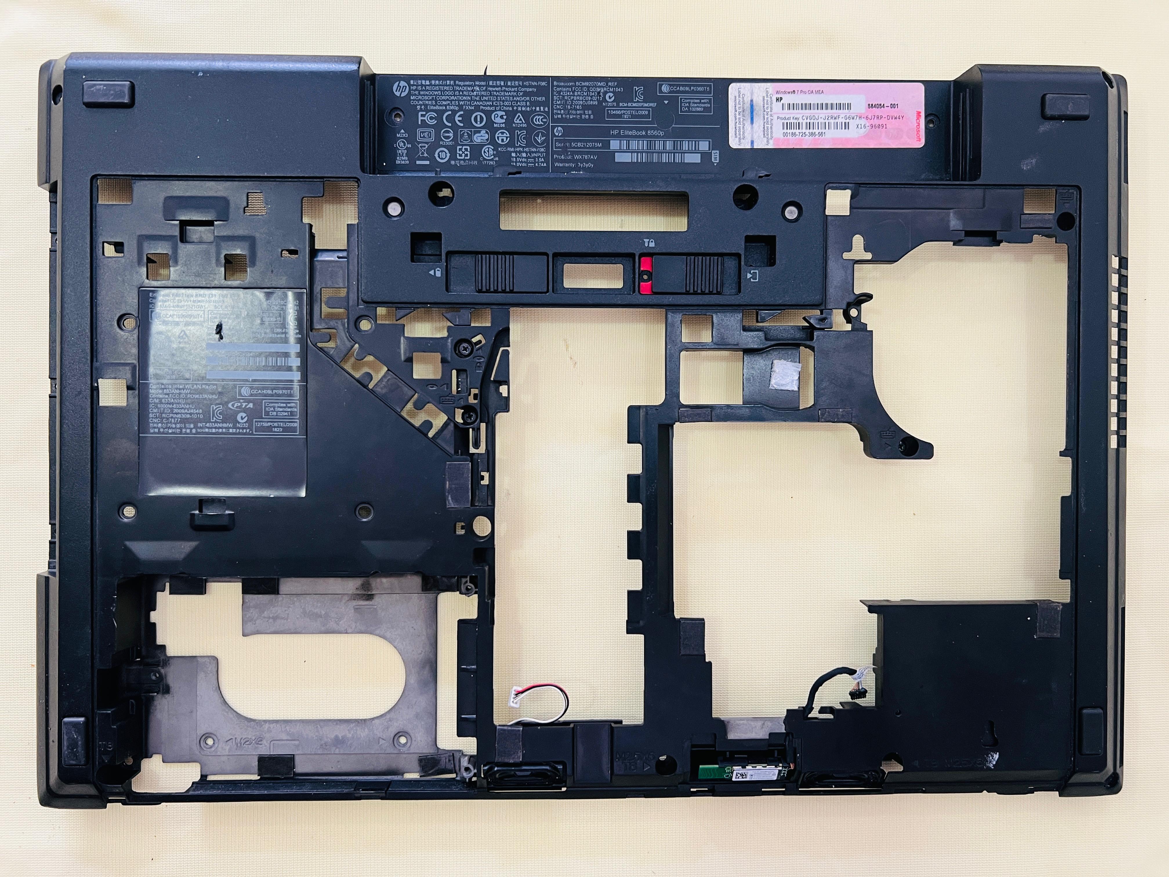 Alt KasaORİJİNAL HP ELITEBOOK  8560P ALT KASA Stok:Z105