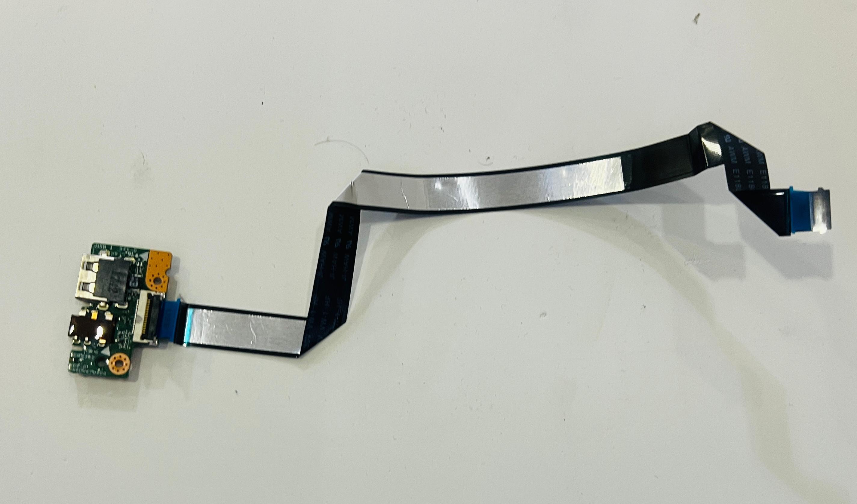 USB - AUX BoardLenovo ideapad V310-15IKB 80 T3 Orijinal USB-AUX Board Rev:D DA0LV6TD6D0 Stok: Z107