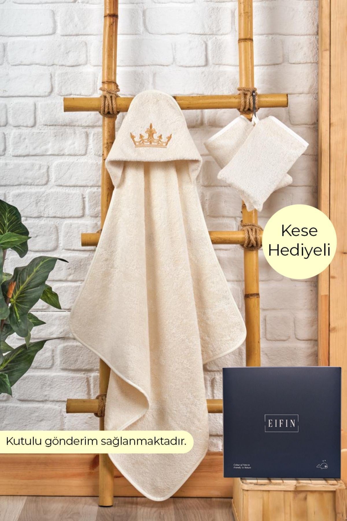 Bambu Taç Nakışlı Özel Kutusunda Bebek Havlu Kundak Ve Kese Seti