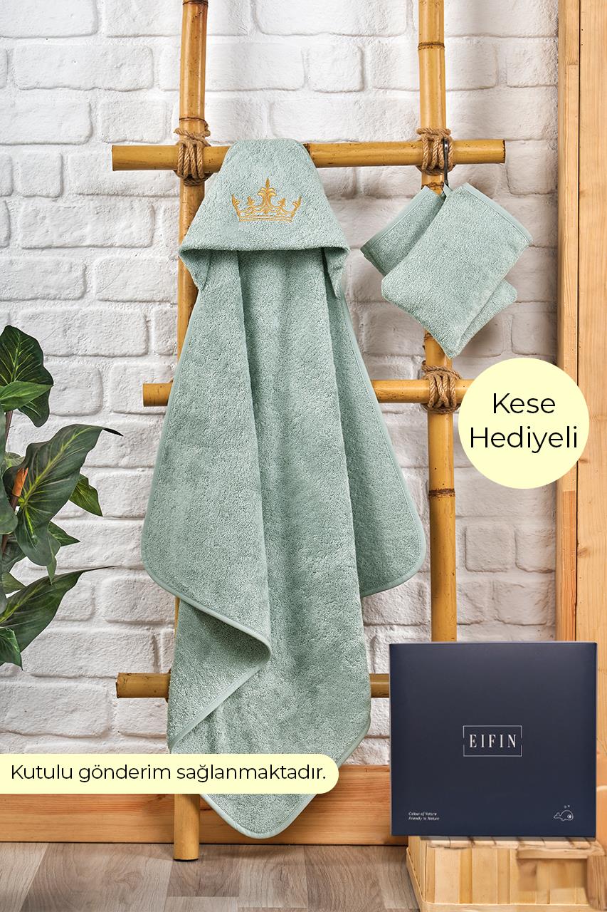 Bambu Taç Nakışlı Özel Kutusunda Bebek Havlu Kundak Ve Kese Seti BEBEK MAVİSİ
