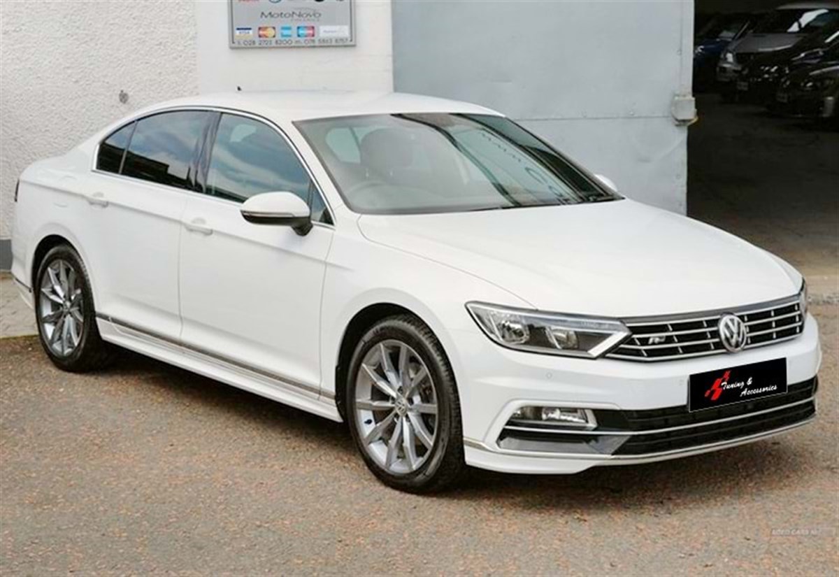 Passat B8 R Line Side Skirts Raw Surface Vacuum Plastic  2015-2019 PASSAT B8