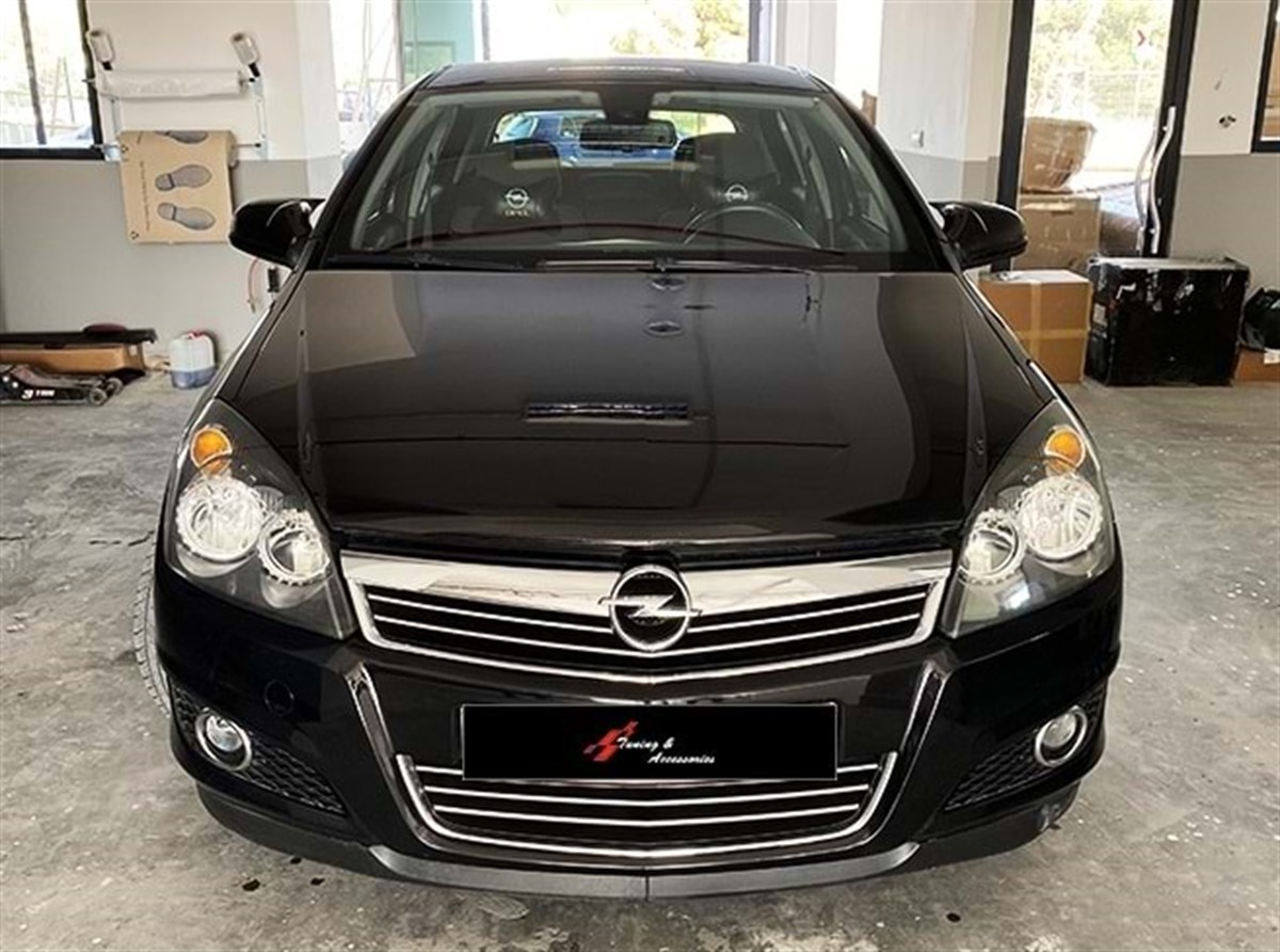 Astra H Batman Mirror Cover Piano Black  2010-2013