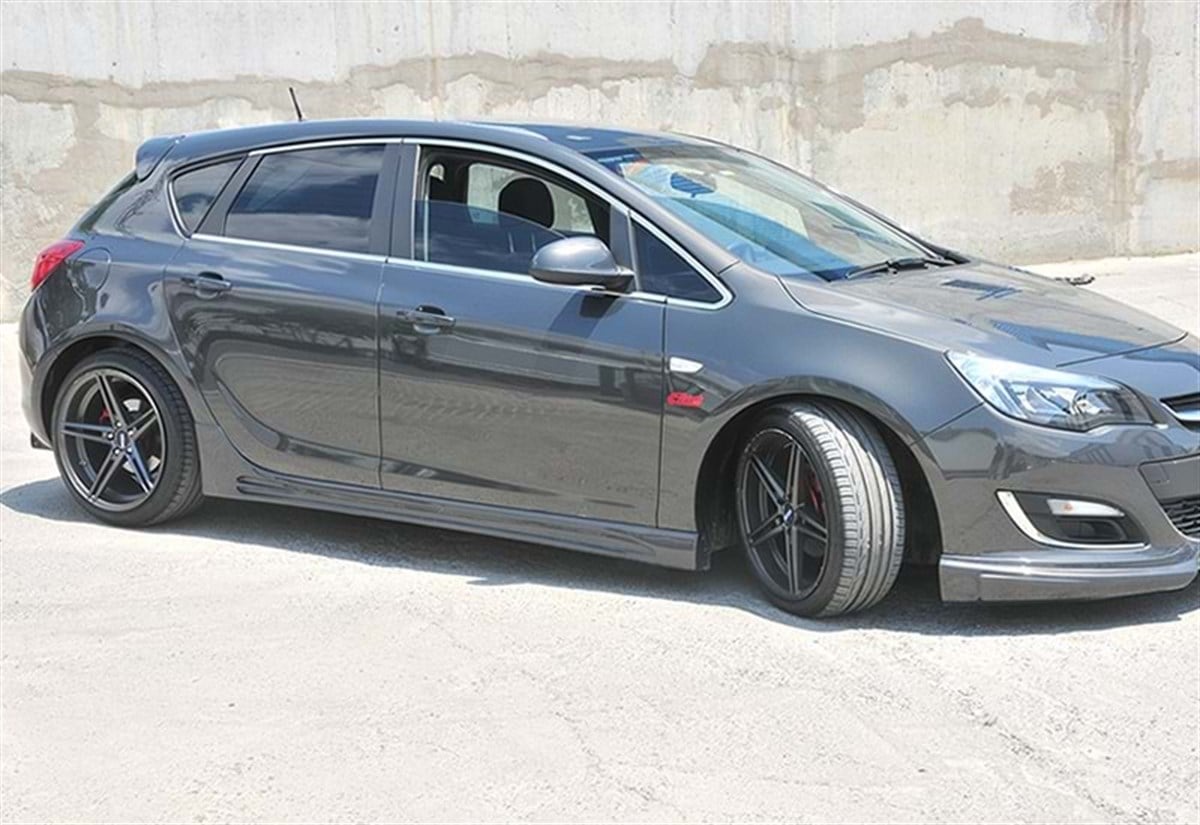 Astra J Sport Side Skirts Raw Surface Vacuum Plastic  2009-2020