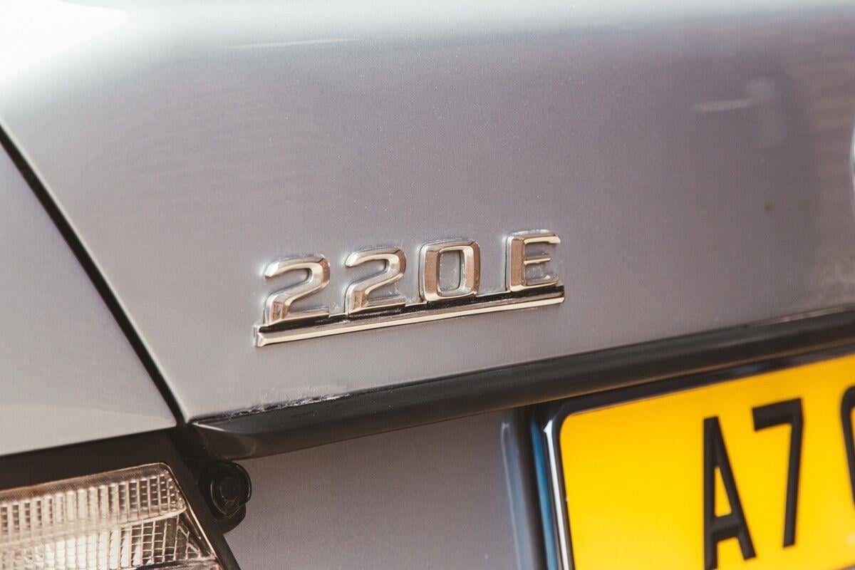 for Mercedes W124 220E-16 Emblem Rear Trunk Boot Badge Chrome