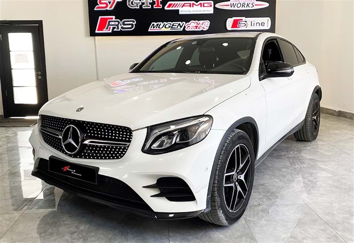 GLC X253 Batman Mirror Cover Piano Black  2015 - up 2015.2019 - 2020. ....  X253 SUV