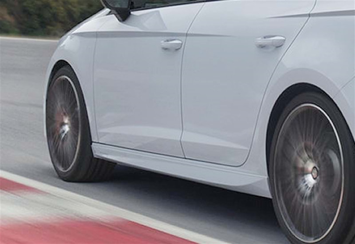 Megane 4 Sedan Aero Side Skirts Raw Surface Vacuum Plastic  2016 - Later MEGANE 4 SEDAN