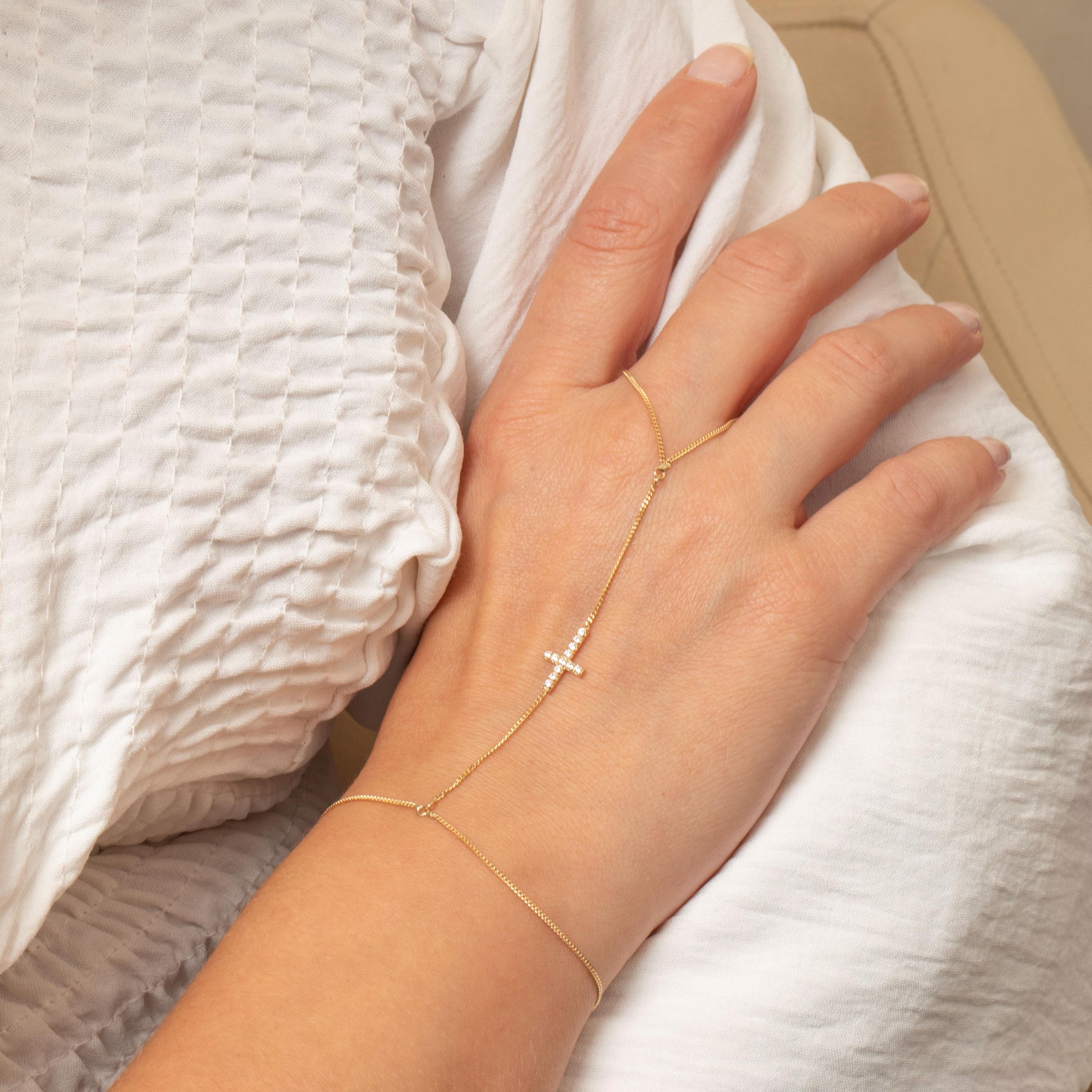 0.13 Carat Diamond Gold Cross Hand Chain Bracelet