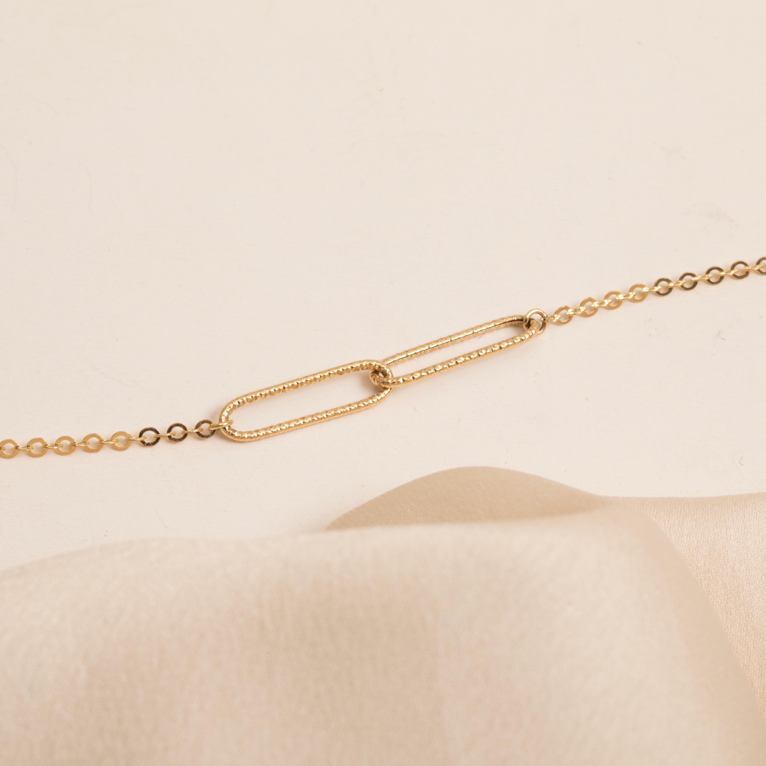 Gold Double Oval Link Necklace