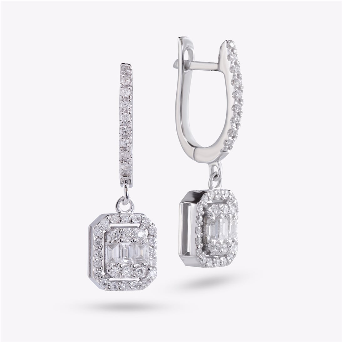 0.50 Karat Pırlanta Baget Küpe