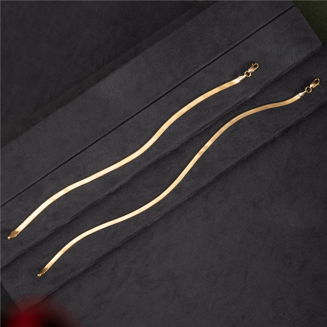 Solid Gold Flat Herringbone Chain Bracelet