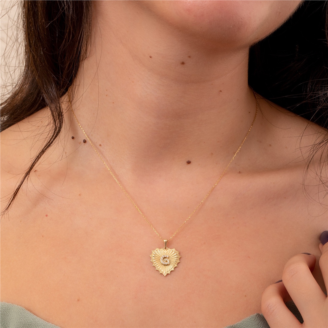 Solid Gold Fluted Frame Heart Medalion Initial Pendant